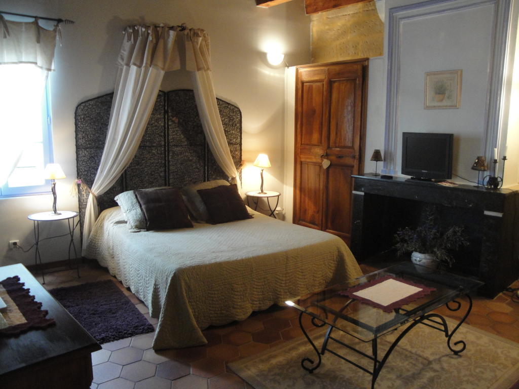 Bastide De La Treille Villa Montaren-et-Saint-Médiers Værelse billede