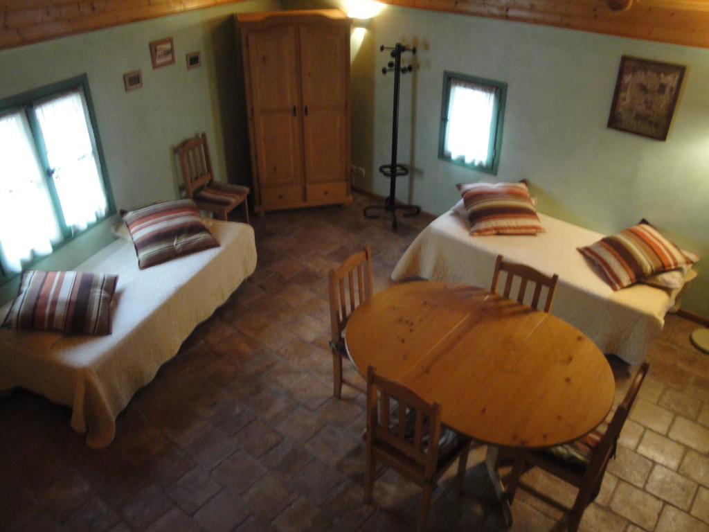 Bastide De La Treille Villa Montaren-et-Saint-Médiers Værelse billede
