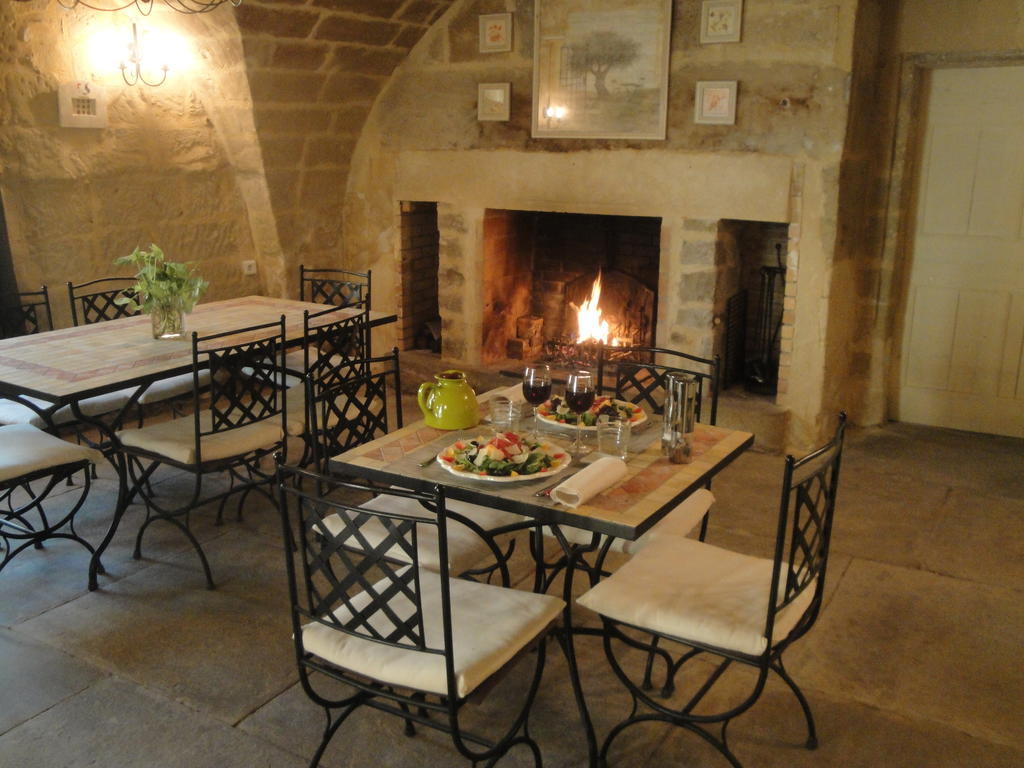 Bastide De La Treille Villa Montaren-et-Saint-Médiers Værelse billede